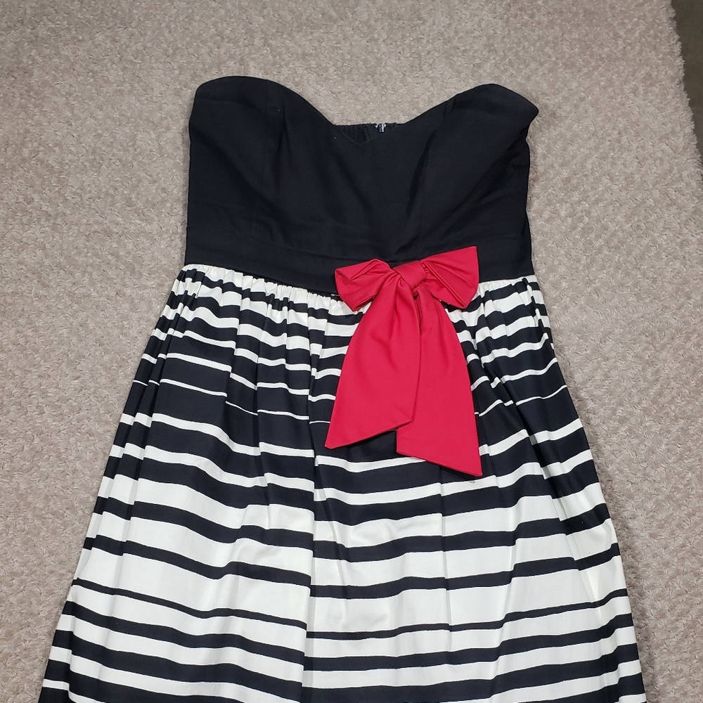 Trixxi Black and white formal dress size 7